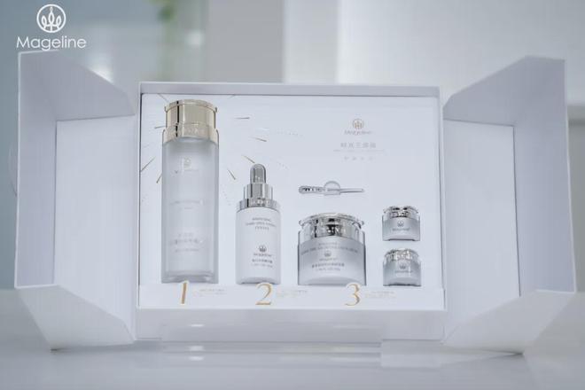 麦吉丽“整全美白”造医美新标杆pg电子游戏网站PK国际大牌(图3) 麦吉丽“整全美白”造医美新标杆pg电子游戏网站PK国际大牌(图3)